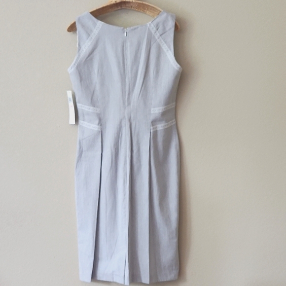 Seersucker & Eyelet Lace Summer Dress - Picture 4 of 6